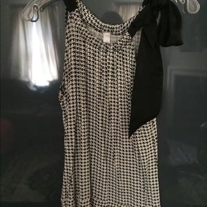 Black & White Sleeveless Top, Sz. M